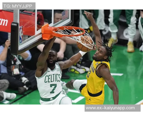 明天绿军客场挑战步行者杰伦布朗因背部痉挛出战可能性不大豪泽状态成疑